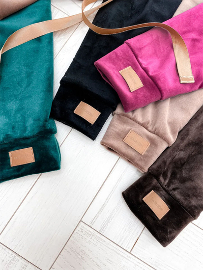 Μαύρο βελουτέ γυναικείο σετ φόρμας δύο τεμαχίων Bolf 637