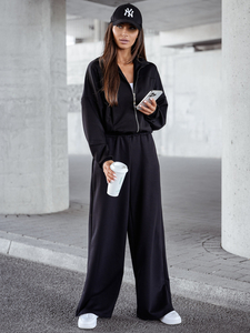 Γυναικεία αθλητική φόρμα 2 τεμαχίων με φερμουάρ και βουτυρένιο τελείωμα Μαύρος Bolf 821109