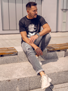 Ανδρικό μπλουζάκι με στάμπα από βαμβάκι Μαύρος Bolf KS1997